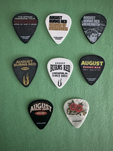 August burns red - august, spring