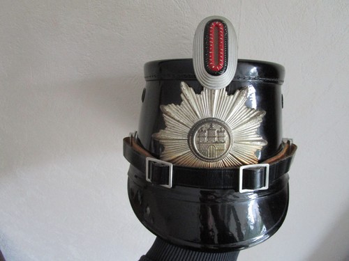 Vecchio elmetto polizia - , /