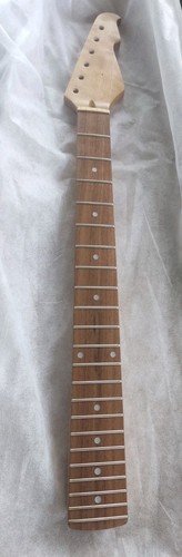 Manico chitarra tipo - chitarra,