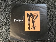 MOBILES - PARTNERS IN FICTION