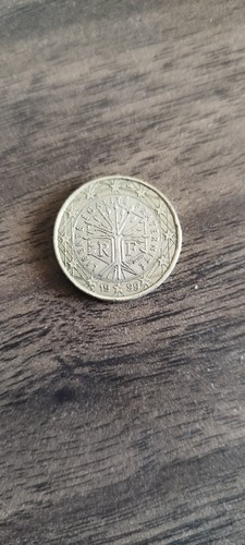 Moneta francese euro - moneta, anno