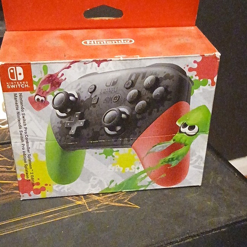 Nintendo switch pro controller - nintendo,