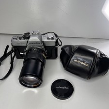 Minolta SRT 101 con obiettivo