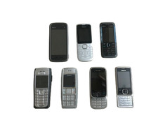 Vari telefoni cellulari Nokia