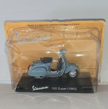 Vespa 150 super 1965 - 1/18,