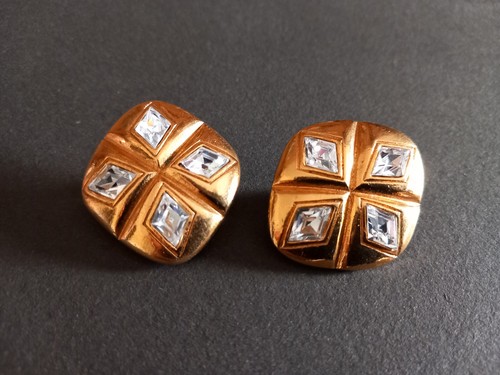 Boucle oreille clips chanel - d'oreille,