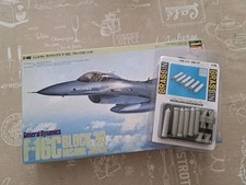 F-16C Fighting Falcon Block 30 Hasegawa 1/48 + Extra Resin Bombs Eduard As New!!