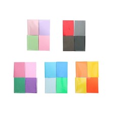 4 pezzi di libri in miniatura