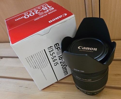 Canon 200mm is stm - 18-200mm,