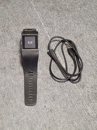 Fitbit surge - , (3)