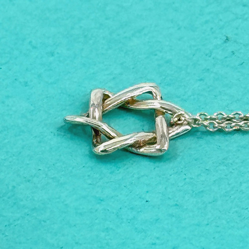 Collana con ciondolo - , originale