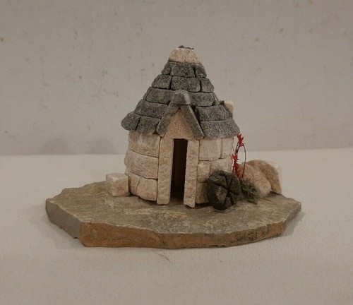 Casa vintage pietra trullo - vintage,
