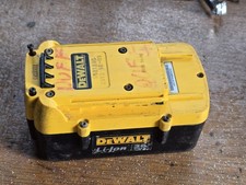 DeWalt DE9360 Batteria 36 Volt Li-Ion 2,2Ah senza batterie all'interno solo guscio