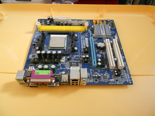 Scheda madre gigabyte - madre,