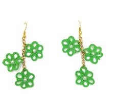 orecchini artigianali al pizzo chiacchierino Con  perle realizzati a mano 