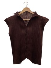 PLEATS PLEASE ISSEY MIYAKE