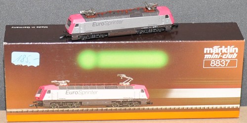 Märklin 8837 locomotiva