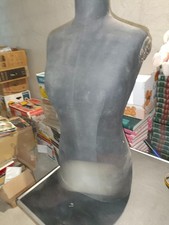 VECCHIO BUSTO MANICHINO UOMO