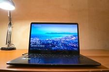 ASUS ZenBook Pro UX580 15" ( i7, 500GB SSD, 16GB, GTX 1050 4 GB, 4K)