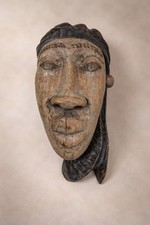 Maschera tribale africana in