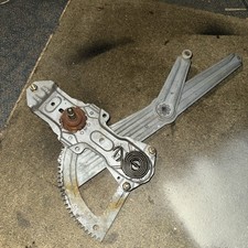 WINDOW MANUAL REGULATOR -