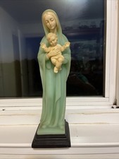 Bella scultura antica Madonna