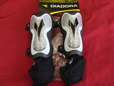 Parastinchi da calcio