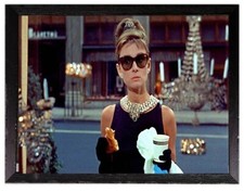 Stampa scena film Colazione da Tiffany, con cornice nera shabby.Misura cm 30x40