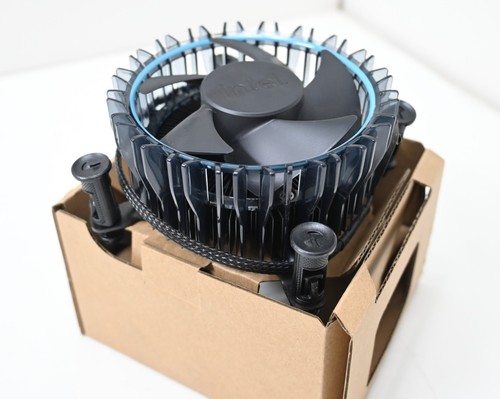 Intel stock cooler - copper, core