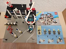 Lego 6386 Polizia, Base