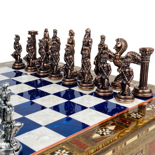 Antico set scacchi con