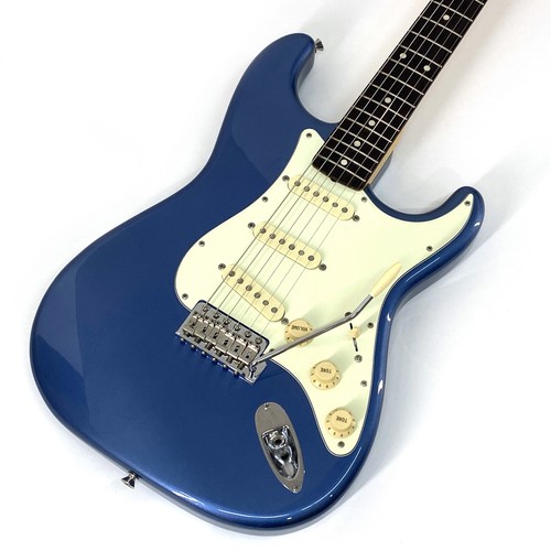 Fender japan exclusive classic - japan,
