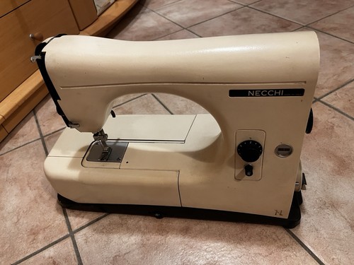 Necchi 542 sewing - , machine