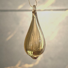 GOCCIA A RIGHE PENDENTE IN