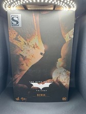 Hot Toys Batman Begins Modellino da collezione scala 1/6 Christian Bale