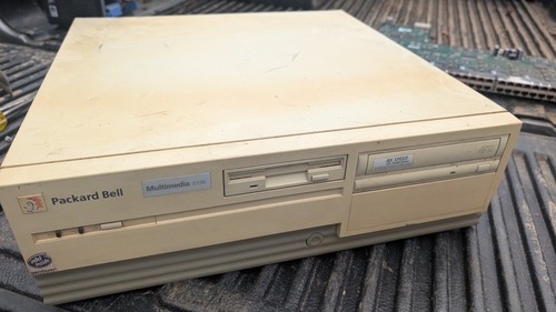 Packard bell multimedia d130 - bell,