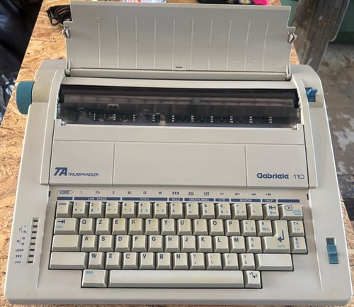 Macchina scrivere - macchina, da