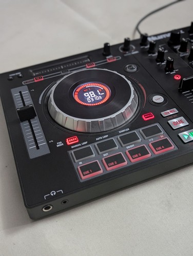 Controller numark mixtrack - dj,
