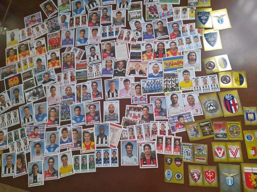 Lotto 130 figurine calciatori - 130,