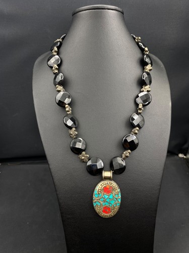 Collana con perline