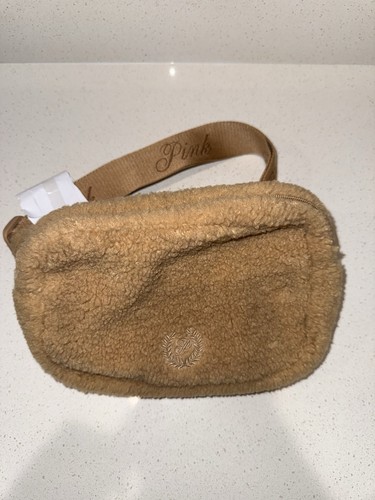 Borsa cintura sherpa rosa