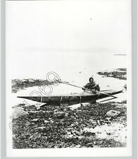 Eskimo Kayak Seal Hunting