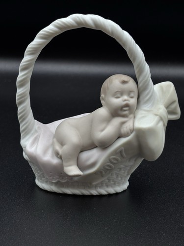 Lladro born 2007 unglazed - 2007,