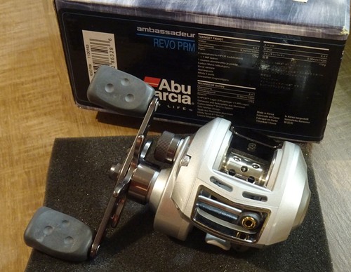 Abu ambassadeur revo premier - abu,