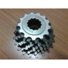 Pacco pignoni 8 V 13-21