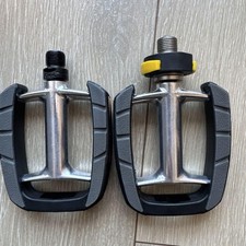 Pedale piatto originale Tern Verge P10, lato senza clip, usato, ottime condizioni