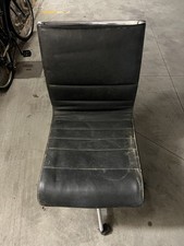 Poltrona per Ufficio Direzionale Presidenziale in Eco Pelle Nera sedia Girevole