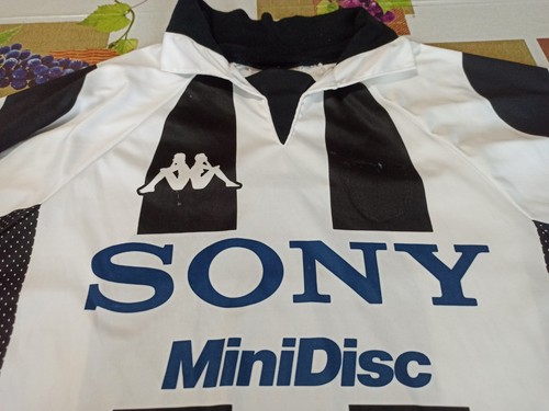 Juventus sony minidisc sponsor - sony,