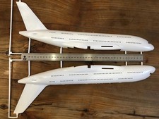 Revell AEREO DI LINEA Airbus A380 New livery First Flight 1:144 N. 04218. Bello.