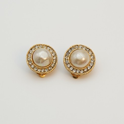 Orecchini tondi chanel - orecchini,